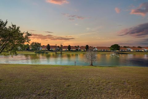 Tiny photo for 5129 Jareds Landing Way, Oxford, FL 34484 (MLS # G5102737)