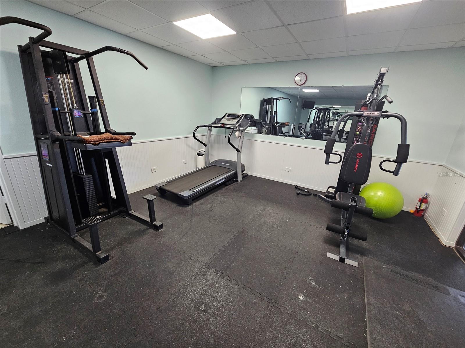 PINE RUN II - Residential Lease