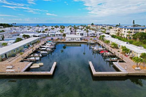 Photo of 106 Twin Shores Boulevard, Longboat Key, FL 34228 (MLS # A4677907)