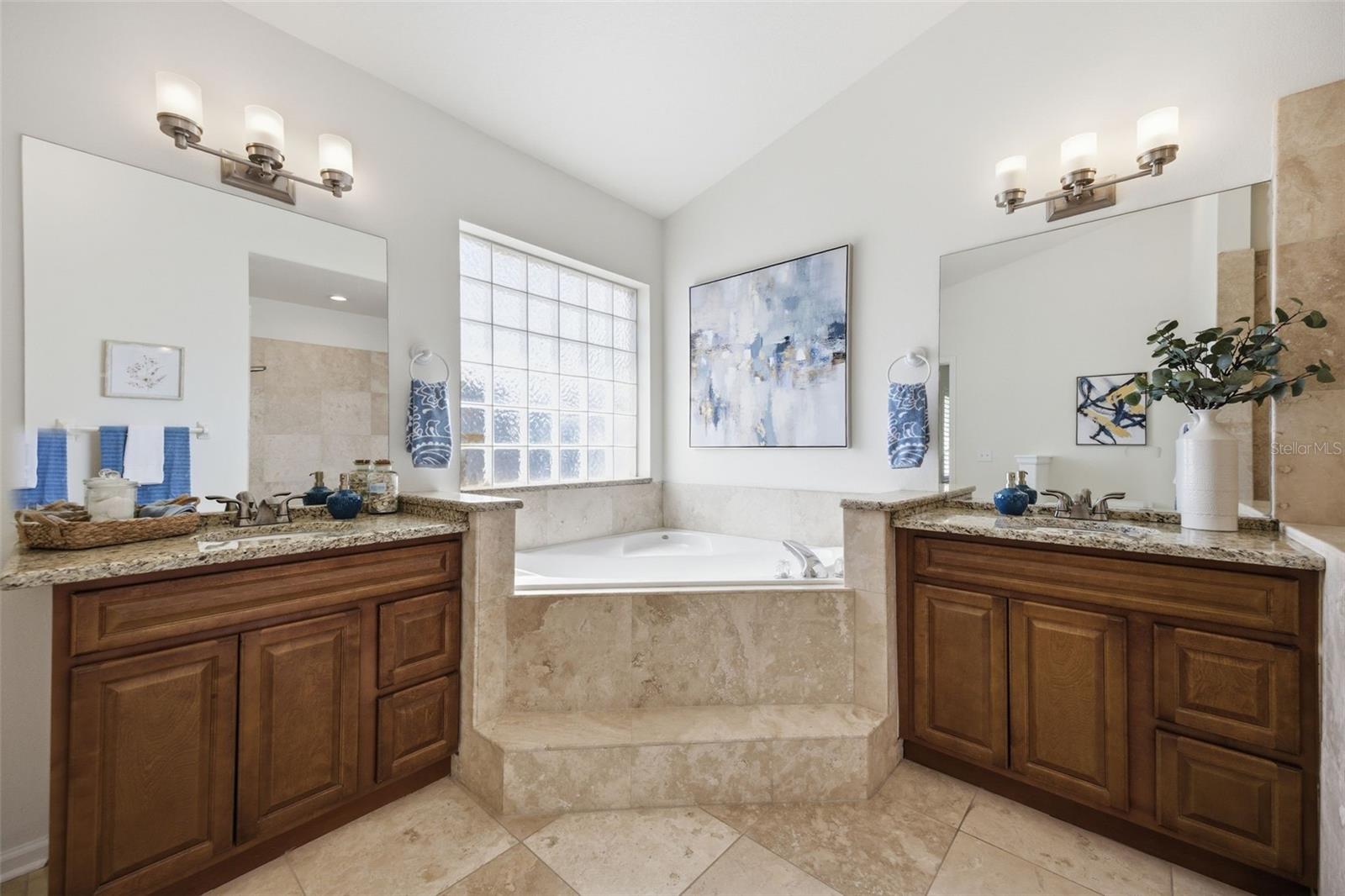 WILLOW BEND - Residential