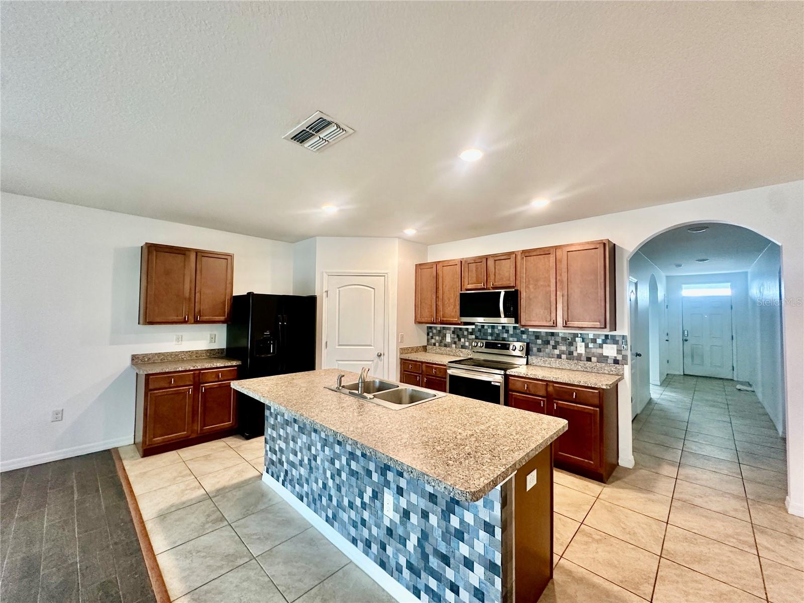 COVENTRY COVE PH II - Residential Lease