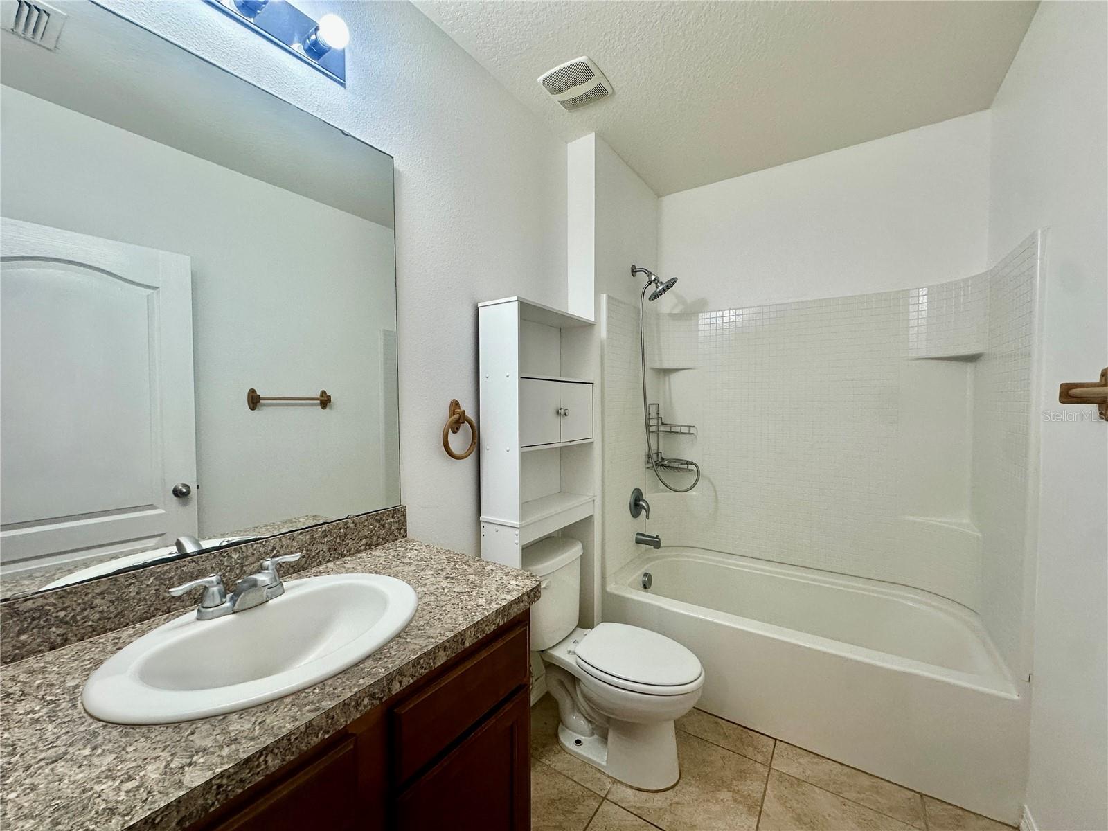 COVENTRY COVE PH II - Residential Lease