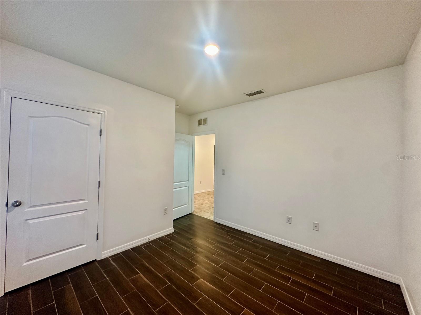 COVENTRY COVE PH II - Residential Lease