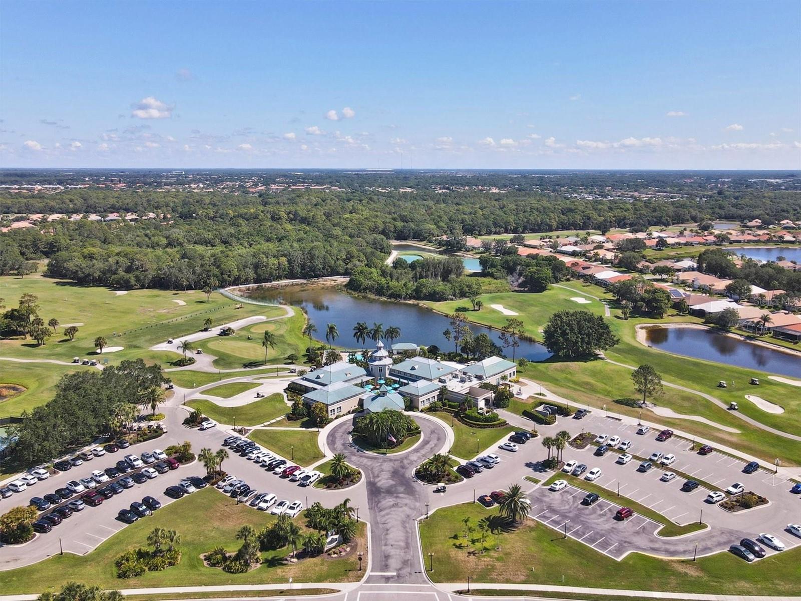 PELICAN POINTE GOLF & COUNTRY CLUB - Residential