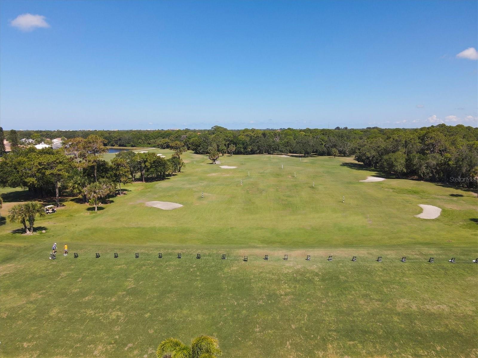 PELICAN POINTE GOLF & COUNTRY CLUB - Residential