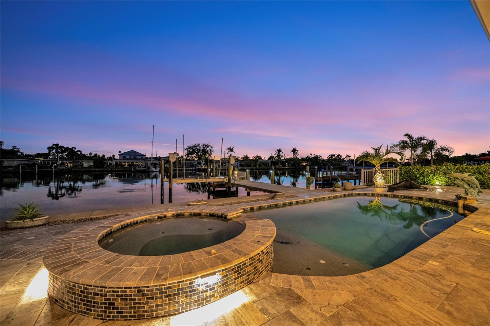 CAPRI ISLE SUB - Residential
