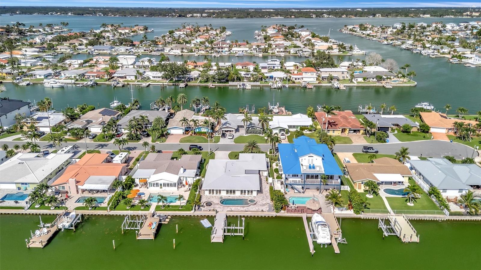 CAPRI ISLE SUB - Residential