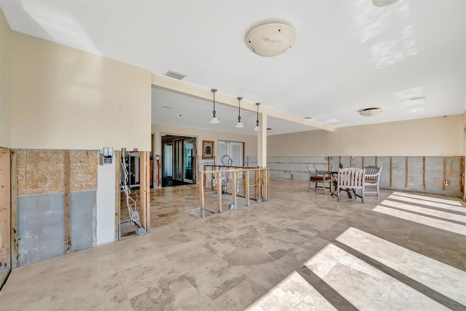 CAPRI ISLE SUB - Residential