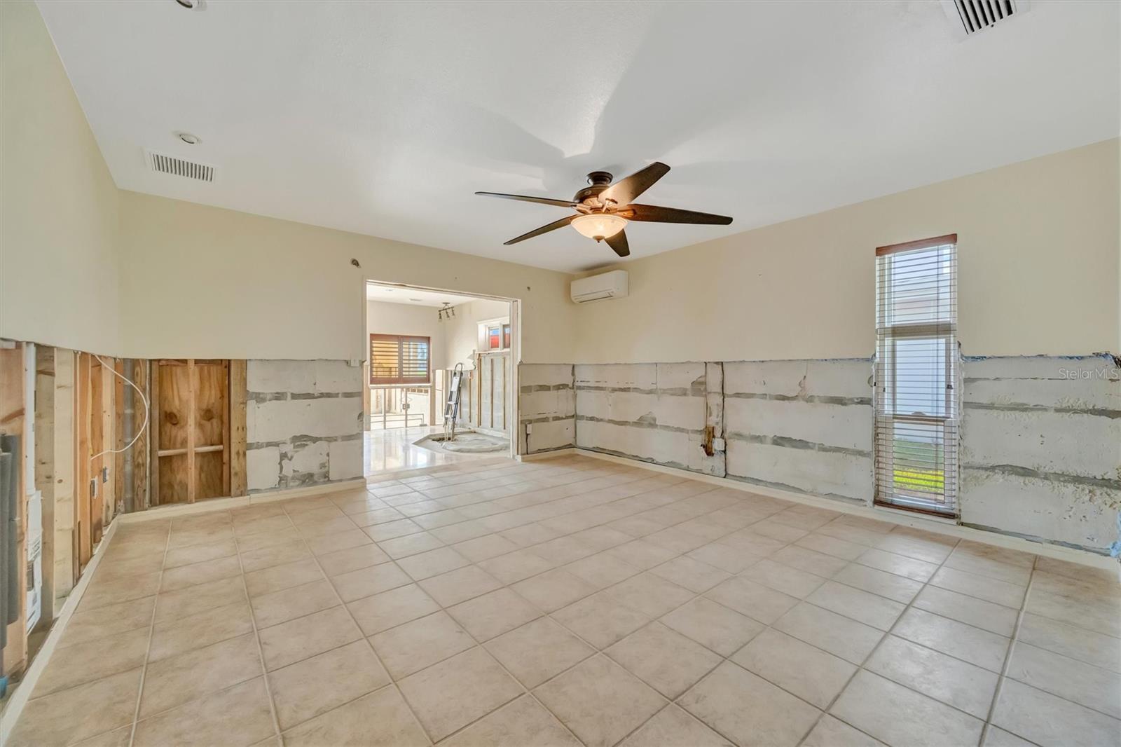 CAPRI ISLE SUB - Residential