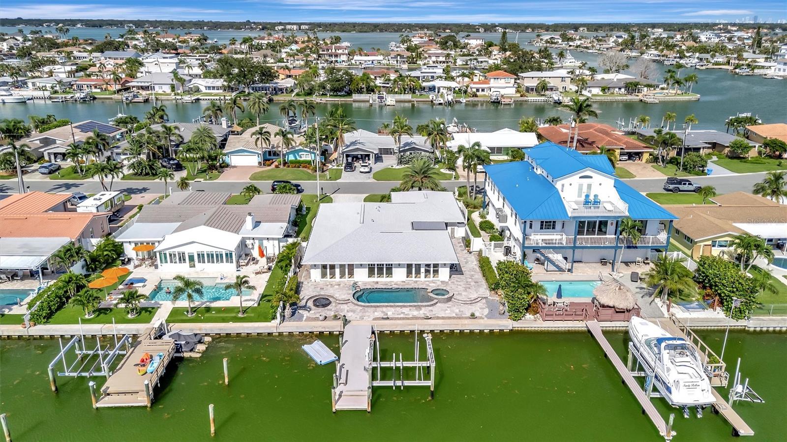 CAPRI ISLE SUB - Residential