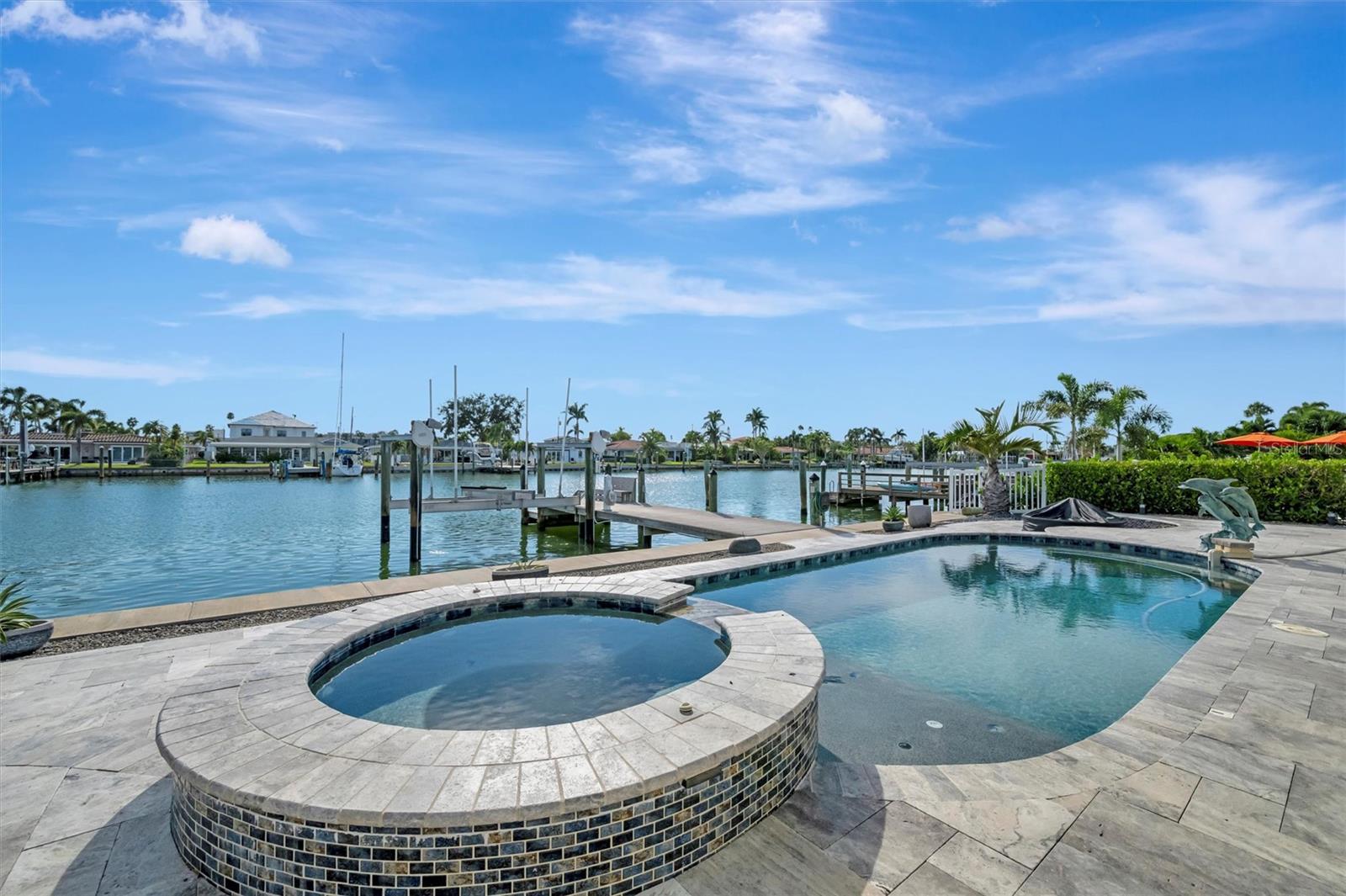 CAPRI ISLE SUB - Residential