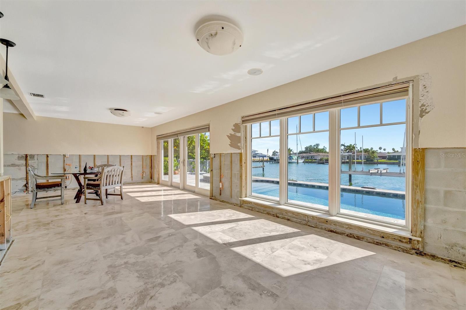 CAPRI ISLE SUB - Residential