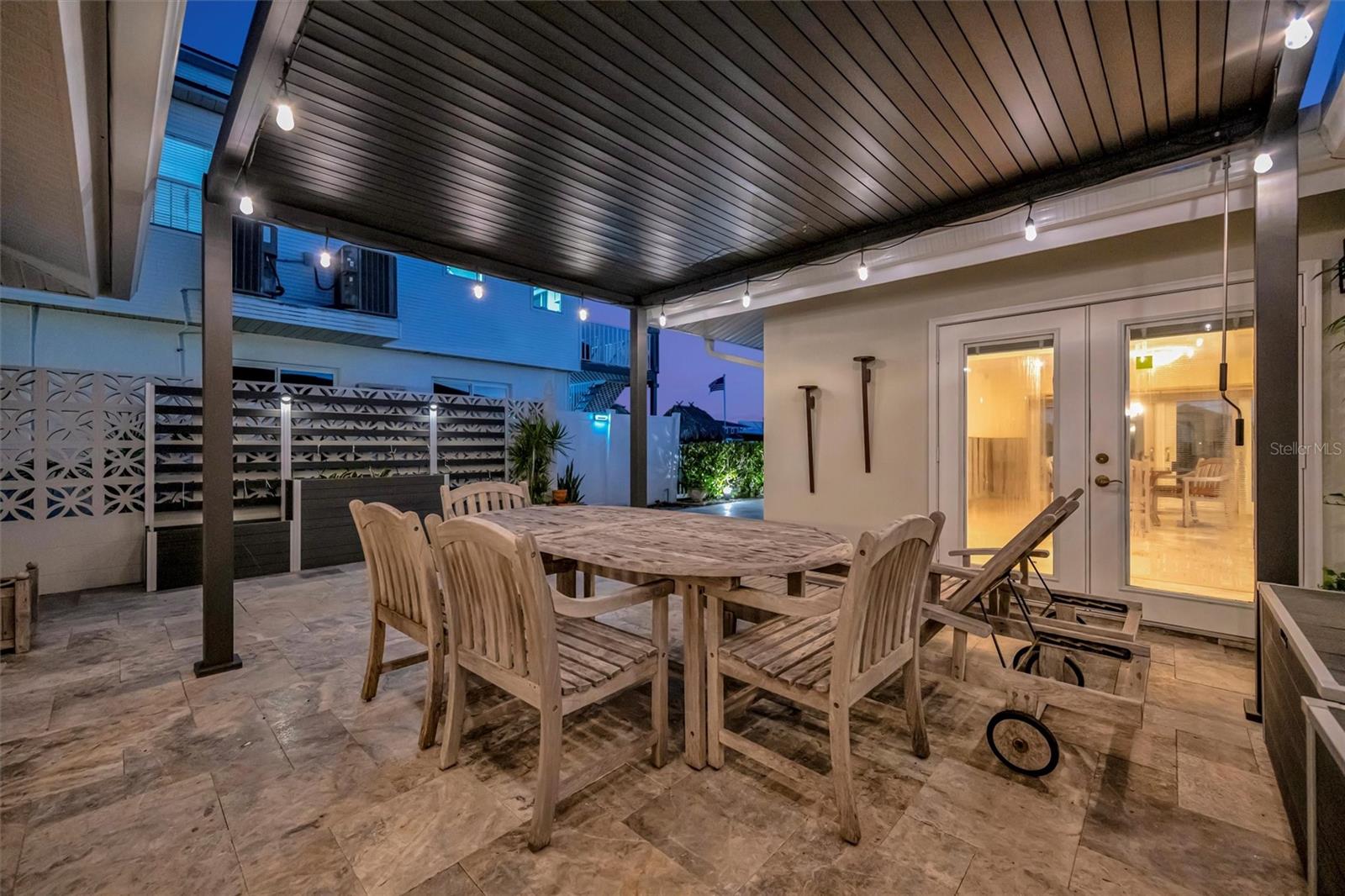 CAPRI ISLE SUB - Residential