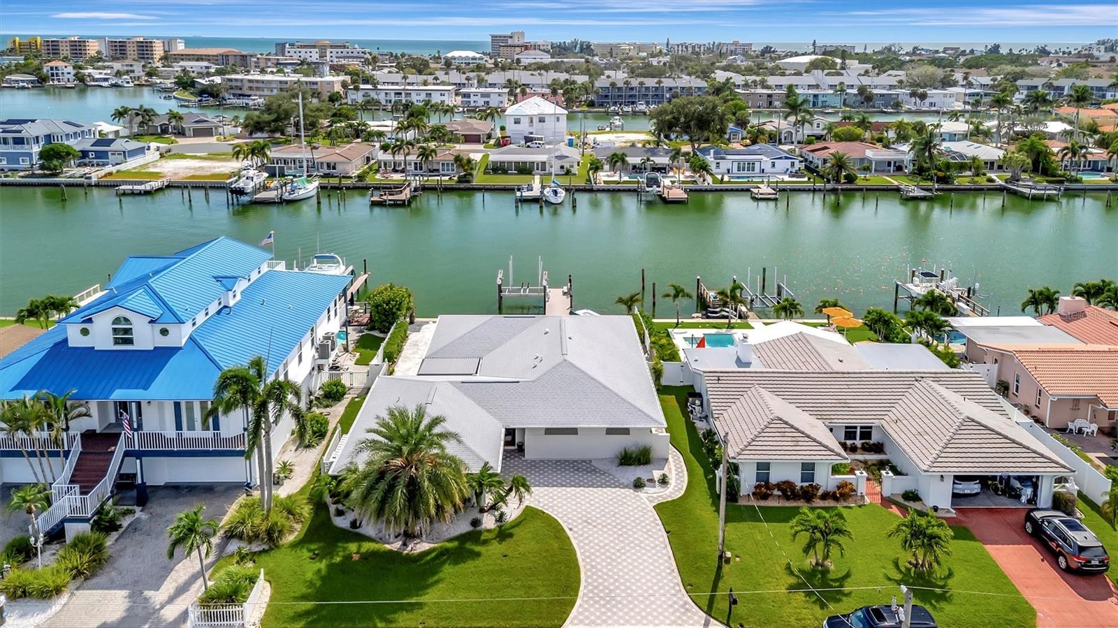 CAPRI ISLE SUB - Residential