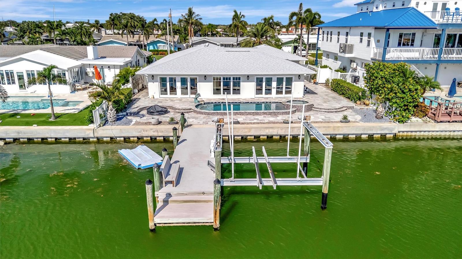 CAPRI ISLE SUB - Residential