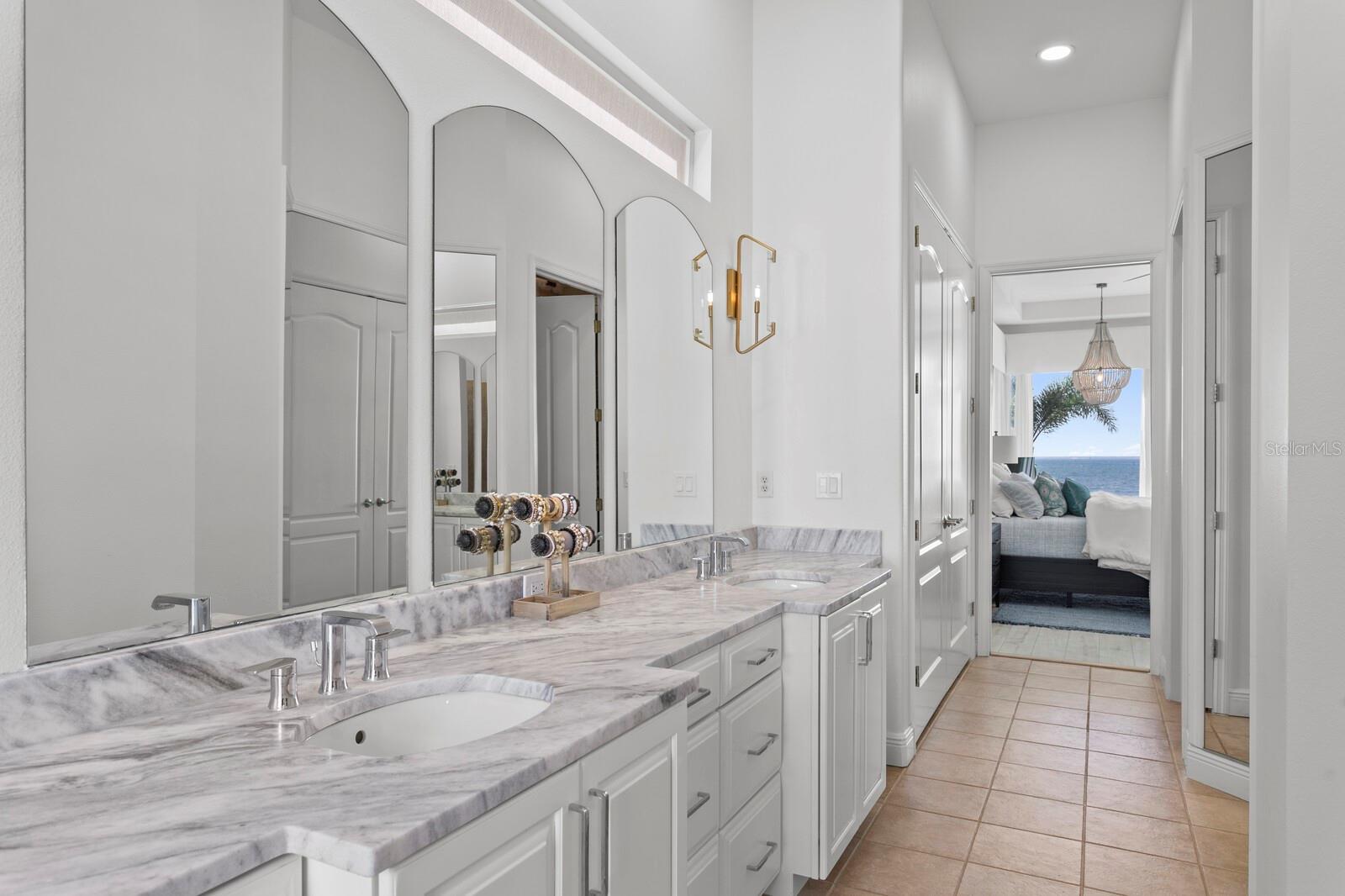 SYMPHONY ISLES UNIT FIVE - Residential