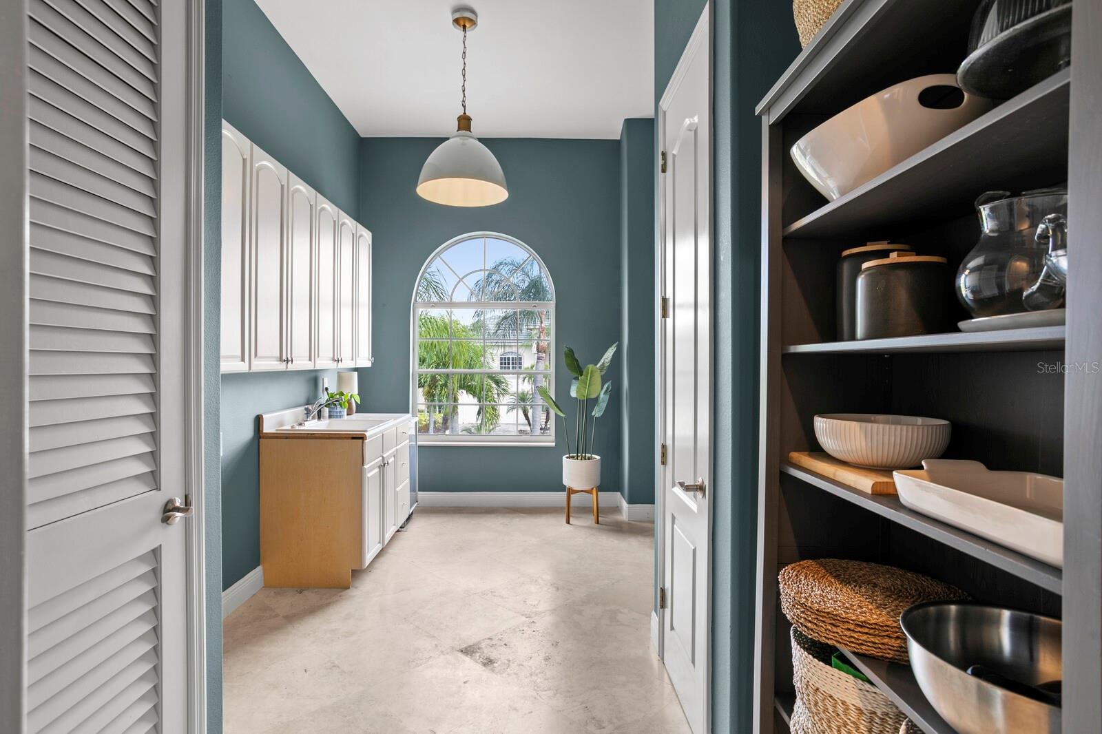 SYMPHONY ISLES UNIT FIVE - Residential