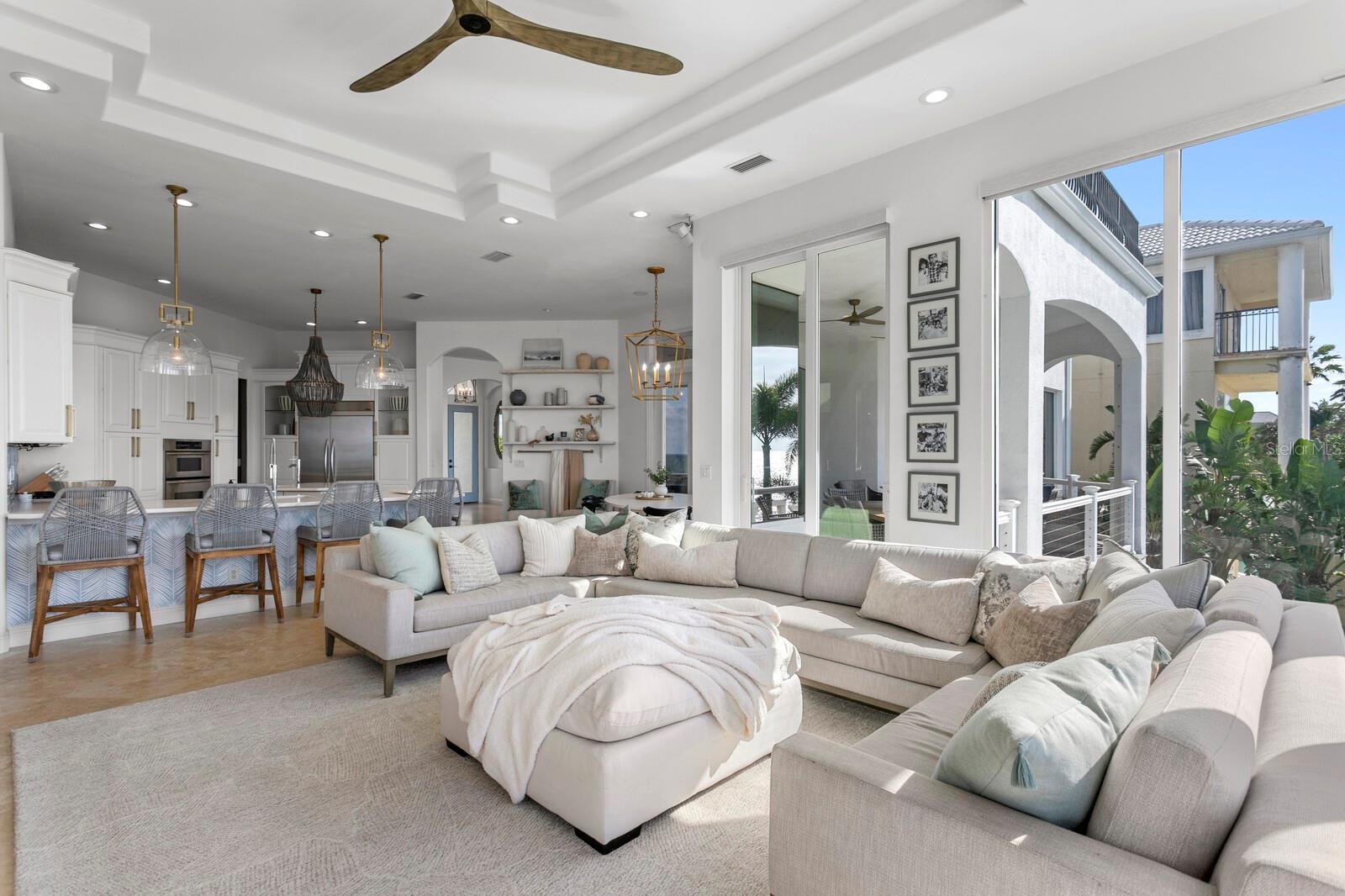 SYMPHONY ISLES UNIT FIVE - Residential