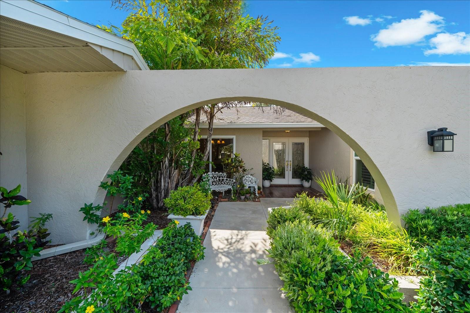 4010 COUNTRY VIEW DRIVE