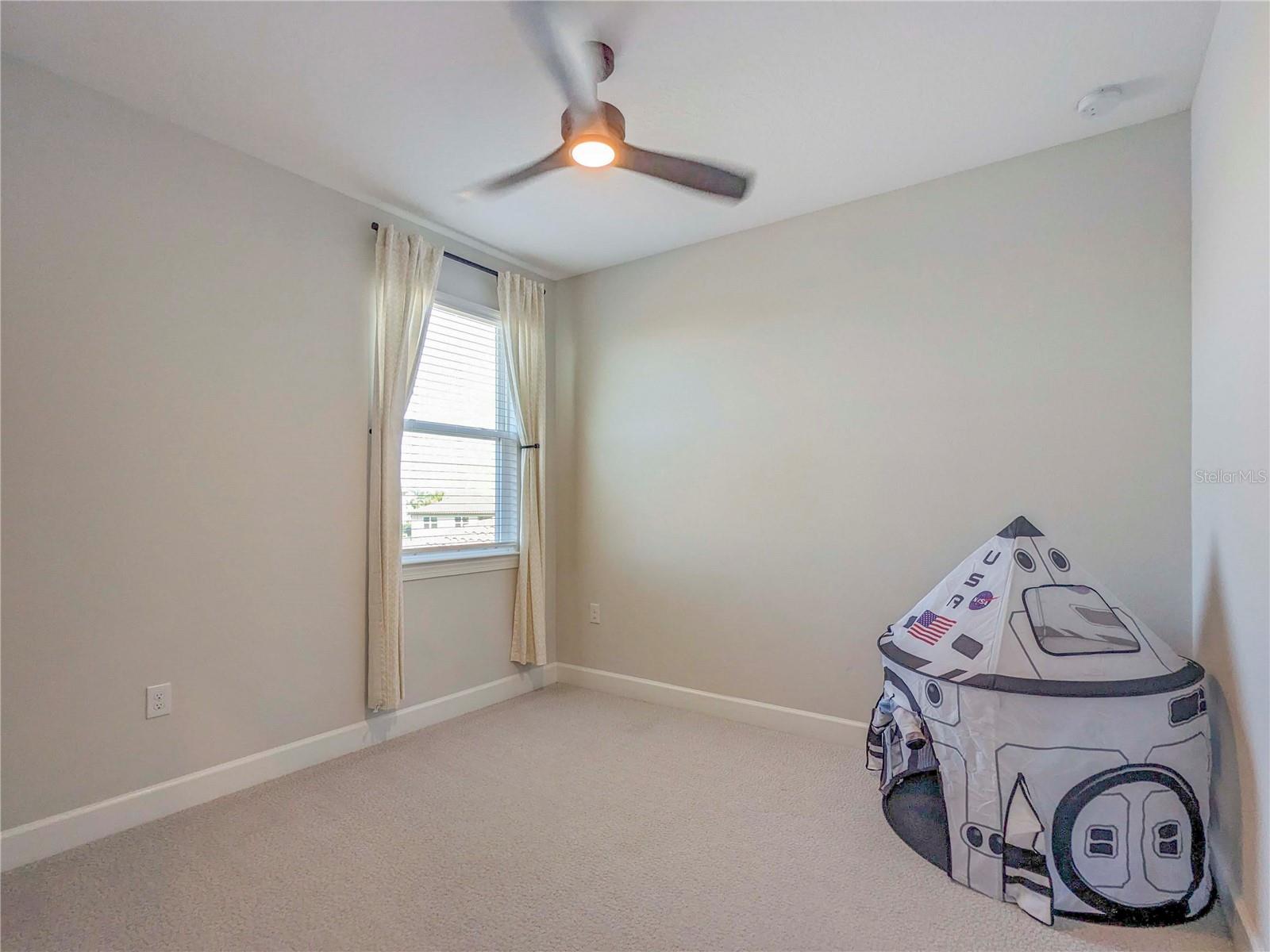 SAVANNA AT LAKEWOOD RANCH PH III 3ABD - Residential