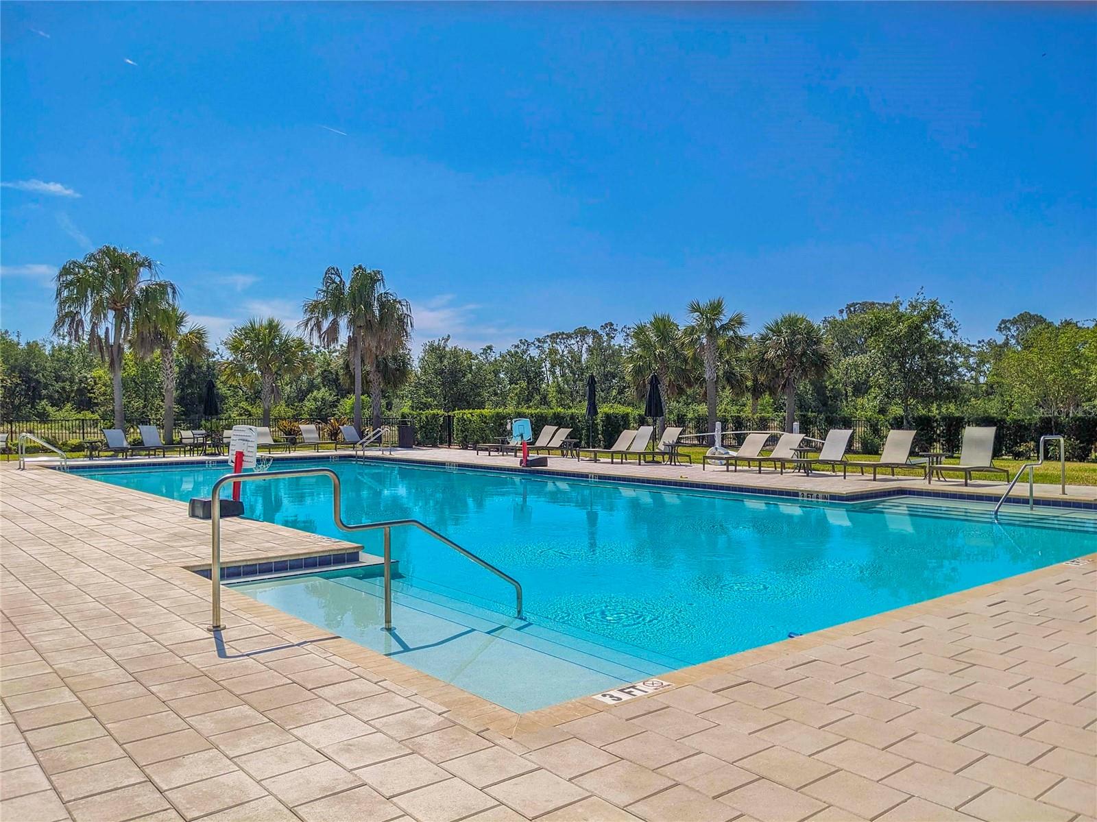 SAVANNA AT LAKEWOOD RANCH PH III 3ABD - Residential