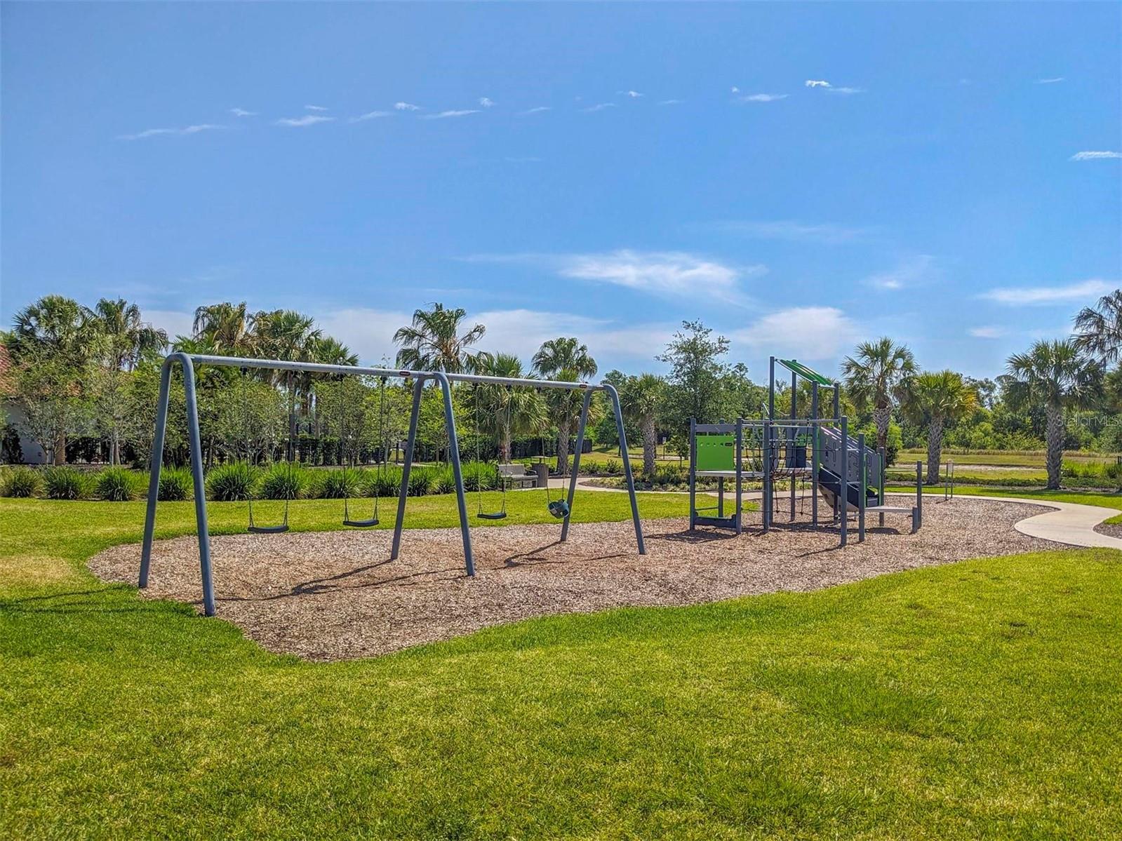 SAVANNA AT LAKEWOOD RANCH PH III 3ABD - Residential
