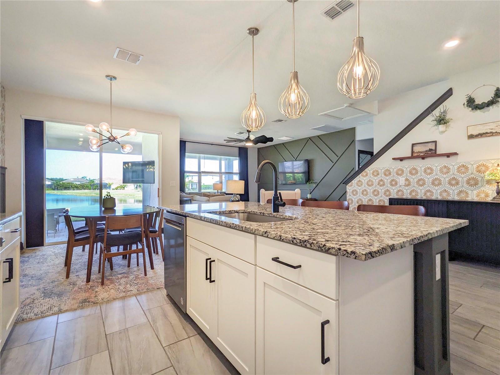 SAVANNA AT LAKEWOOD RANCH PH III 3ABD - Residential