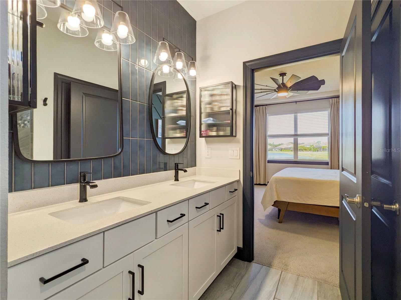 SAVANNA AT LAKEWOOD RANCH PH III 3ABD - Residential