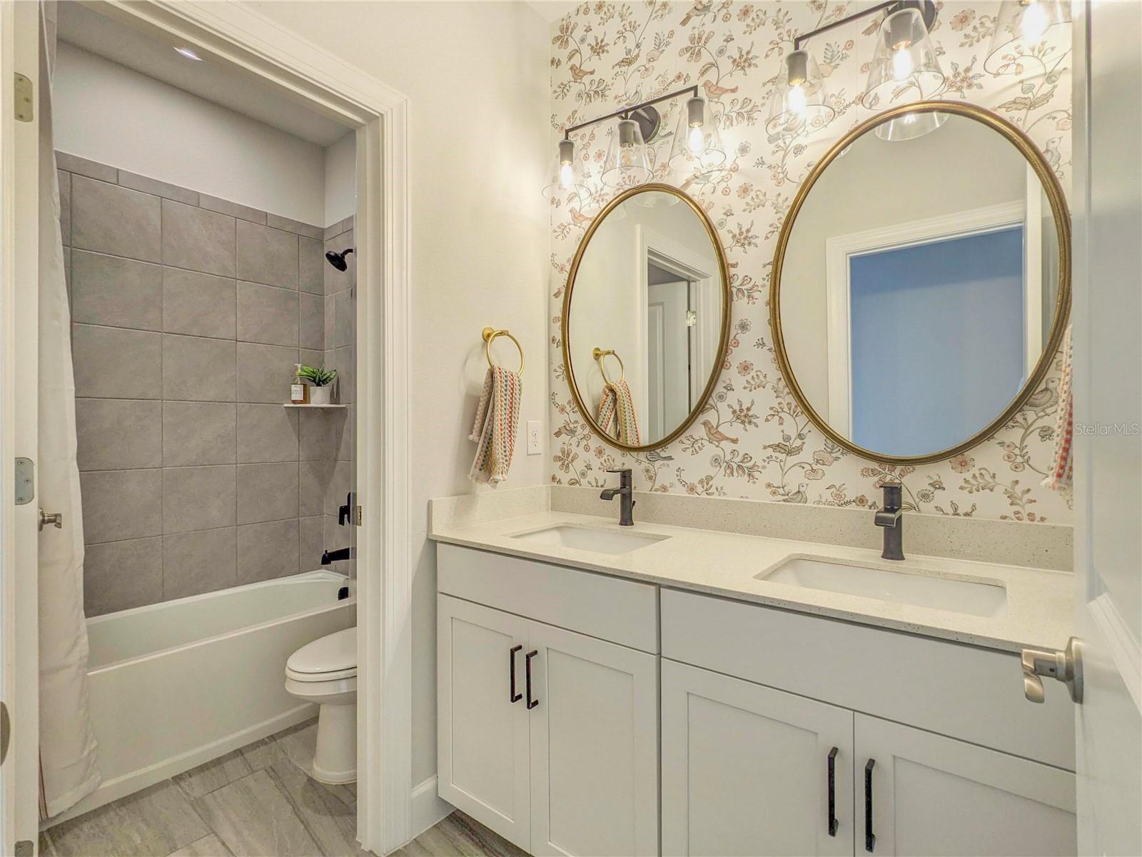 SAVANNA AT LAKEWOOD RANCH PH III 3ABD - Residential