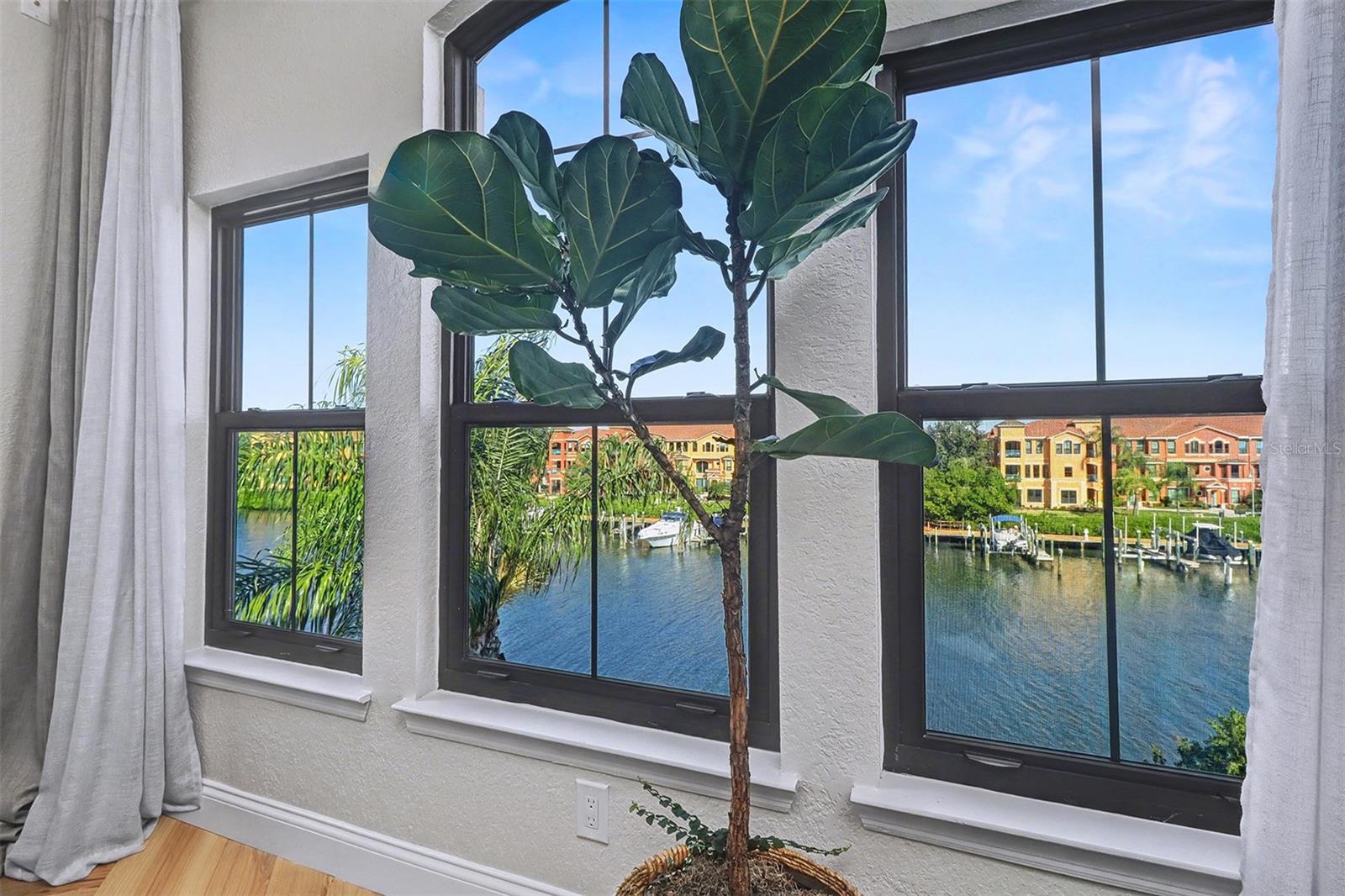 2730 VIA TIVOLI 334B