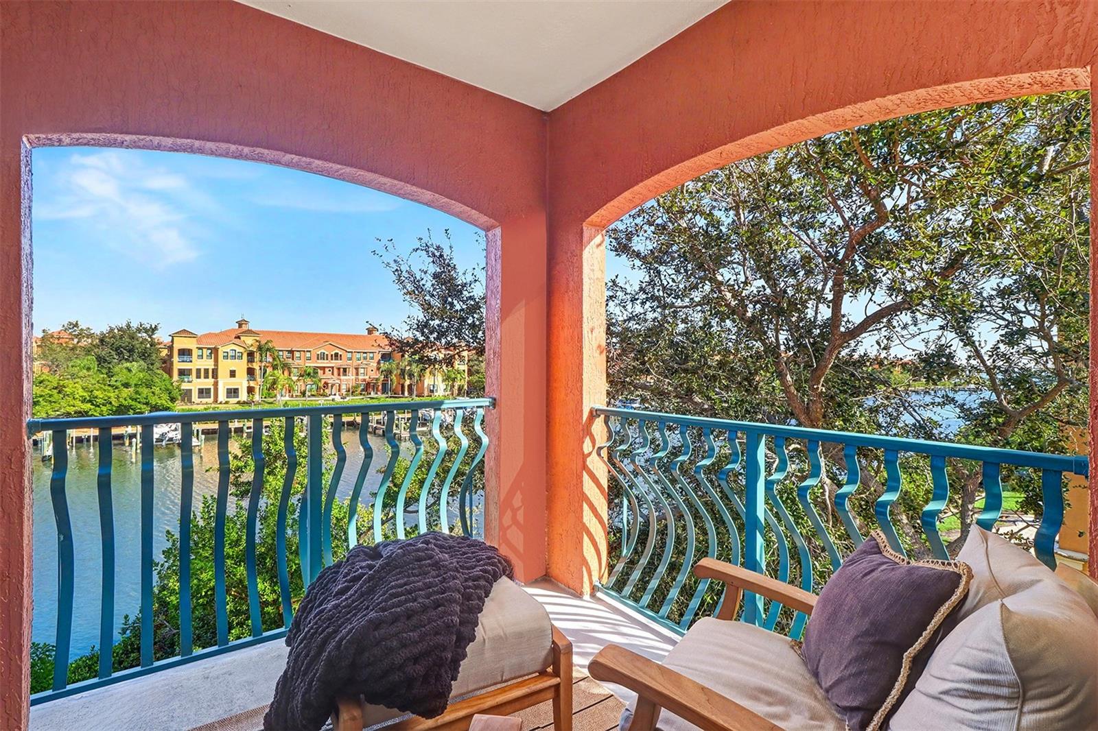 GRAND BELLAGIO AT BAYWATCH CONDO THE - Residential