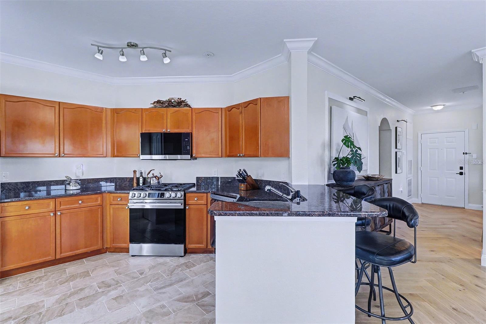 GRAND BELLAGIO AT BAYWATCH CONDO THE - Residential