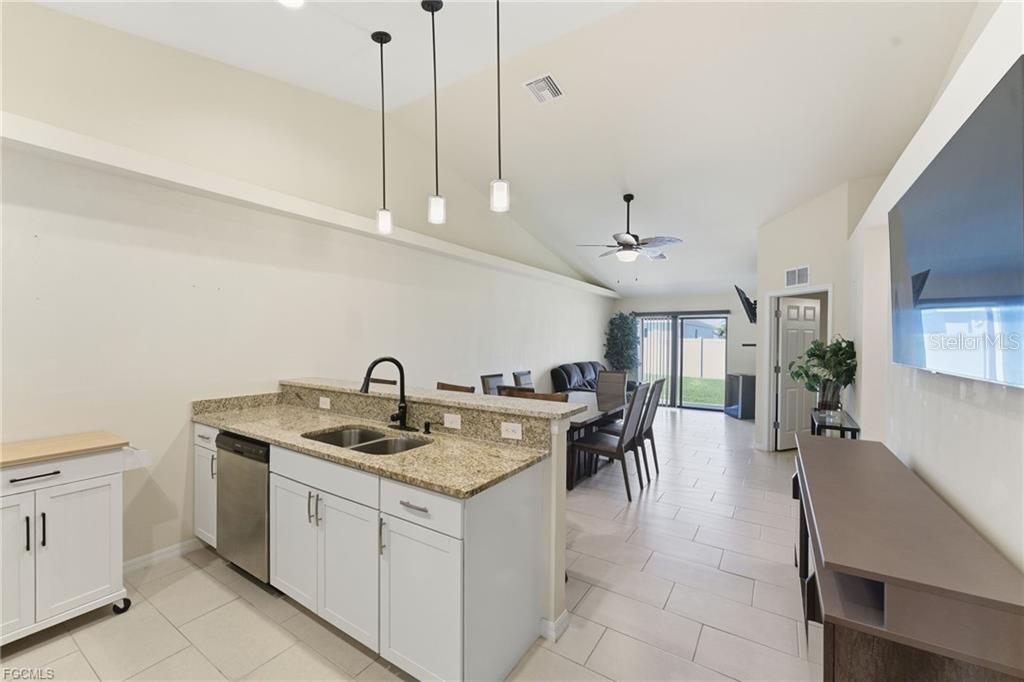 CAPE CORAL - Residential Income