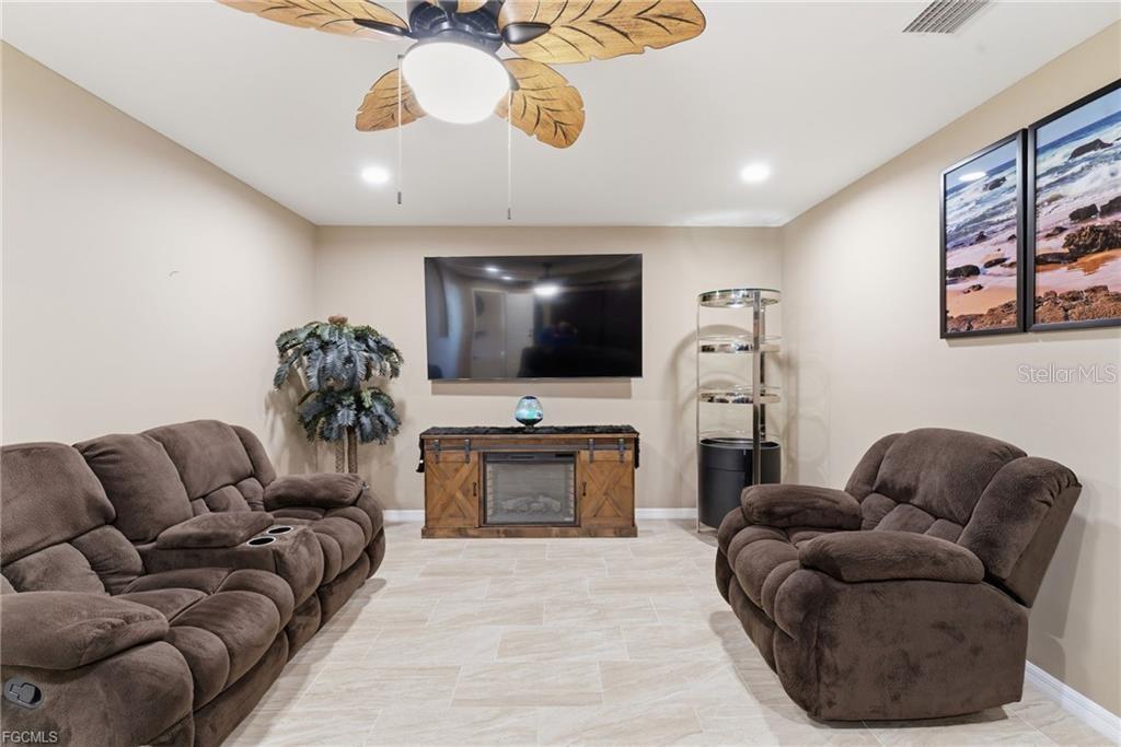 CAPE CORAL - Residential Income