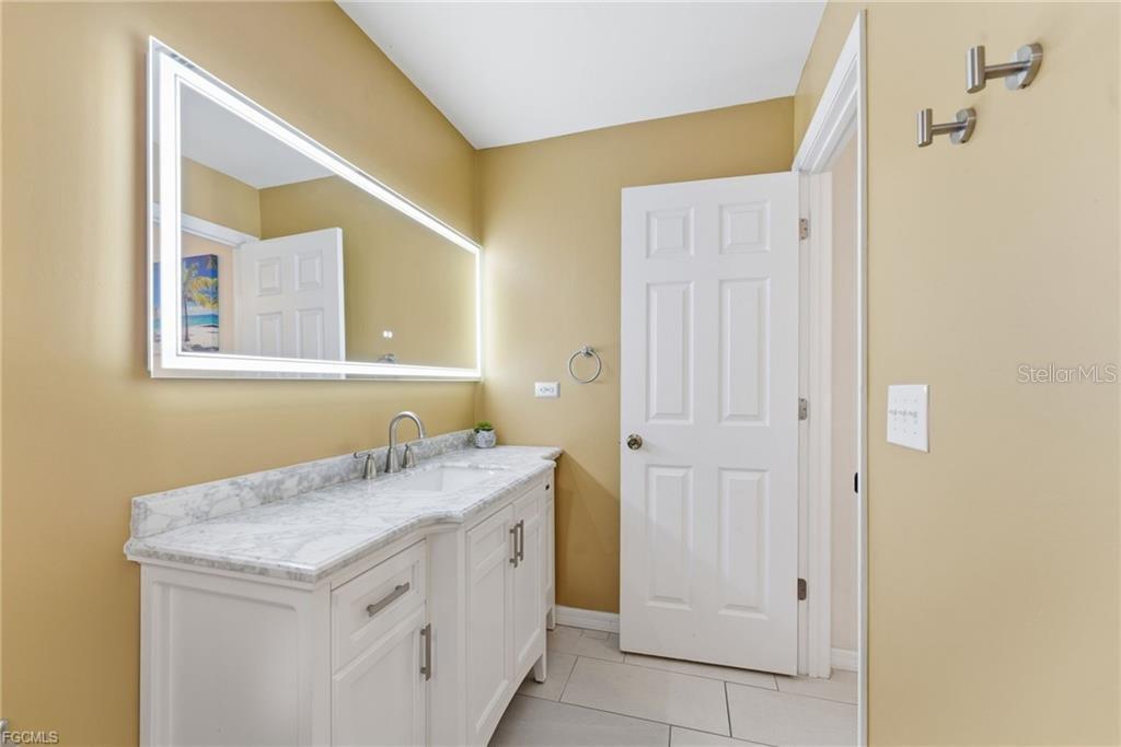 CAPE CORAL - Residential Income