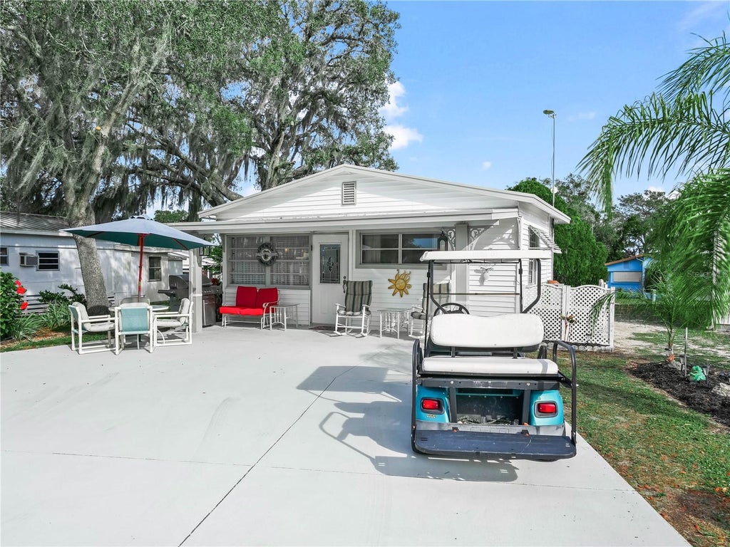 Photo of 51 Woodruff Way, Lake Wales, FL 33898 (MLS # K4903771)
