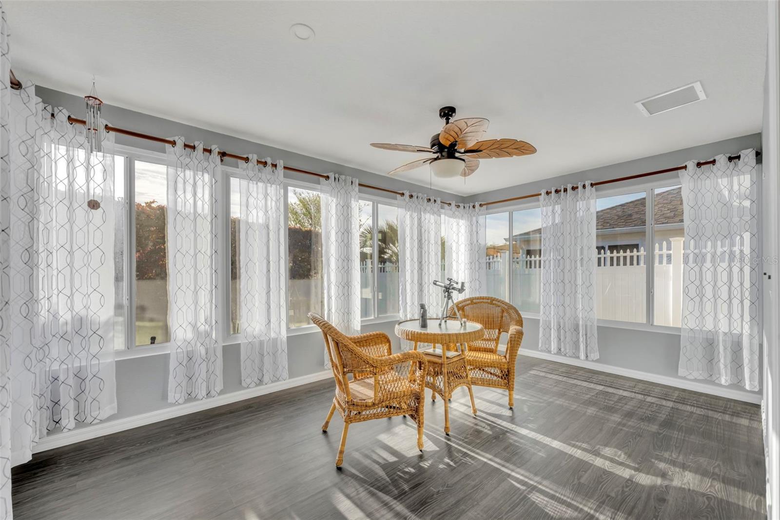 VILLAGES/MARION VILLAS/MORNING - Residential