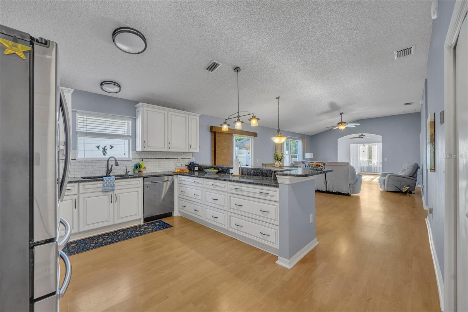 VILLAGES/MARION VILLAS/MORNING - Residential