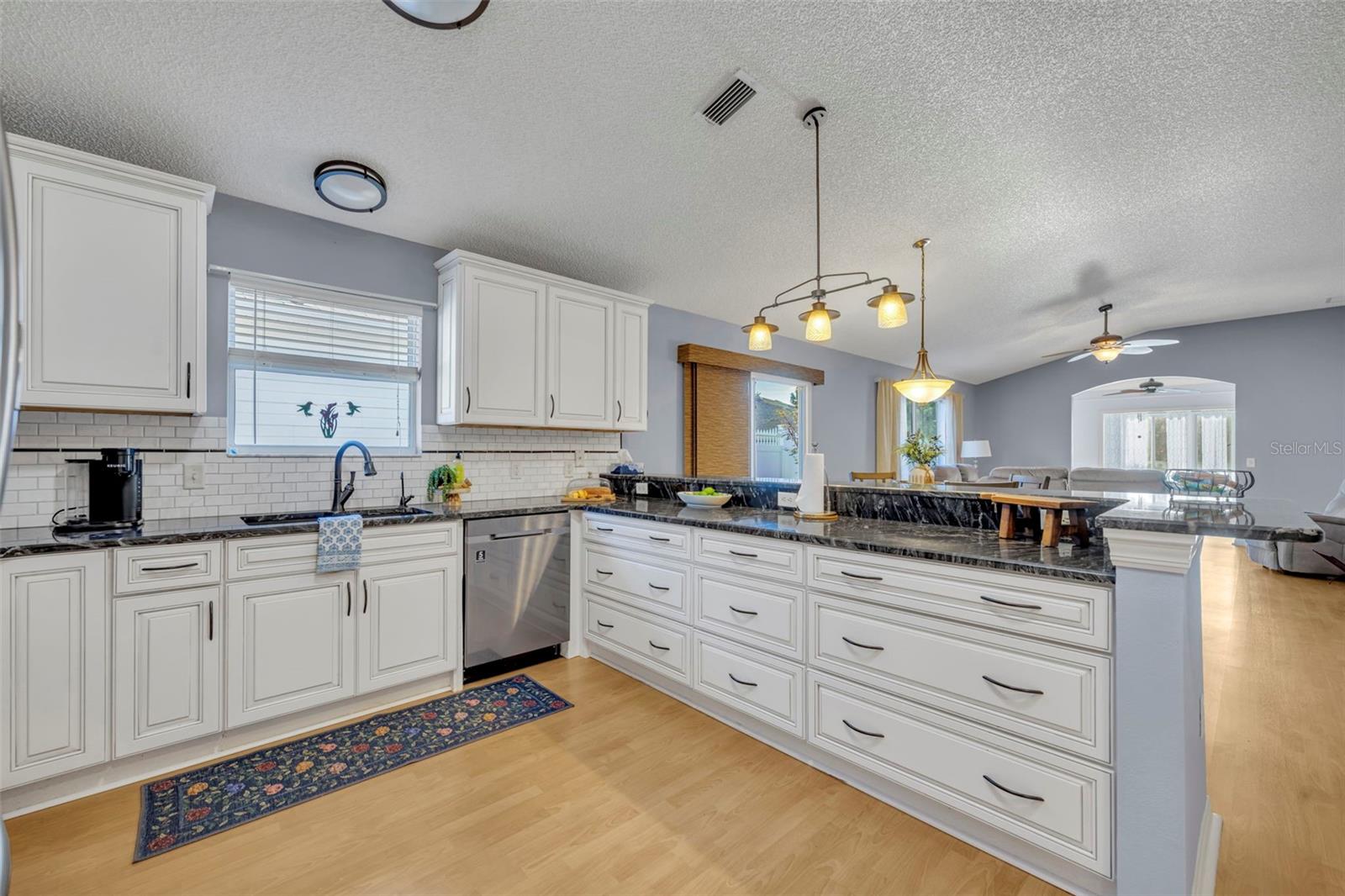 VILLAGES/MARION VILLAS/MORNING - Residential