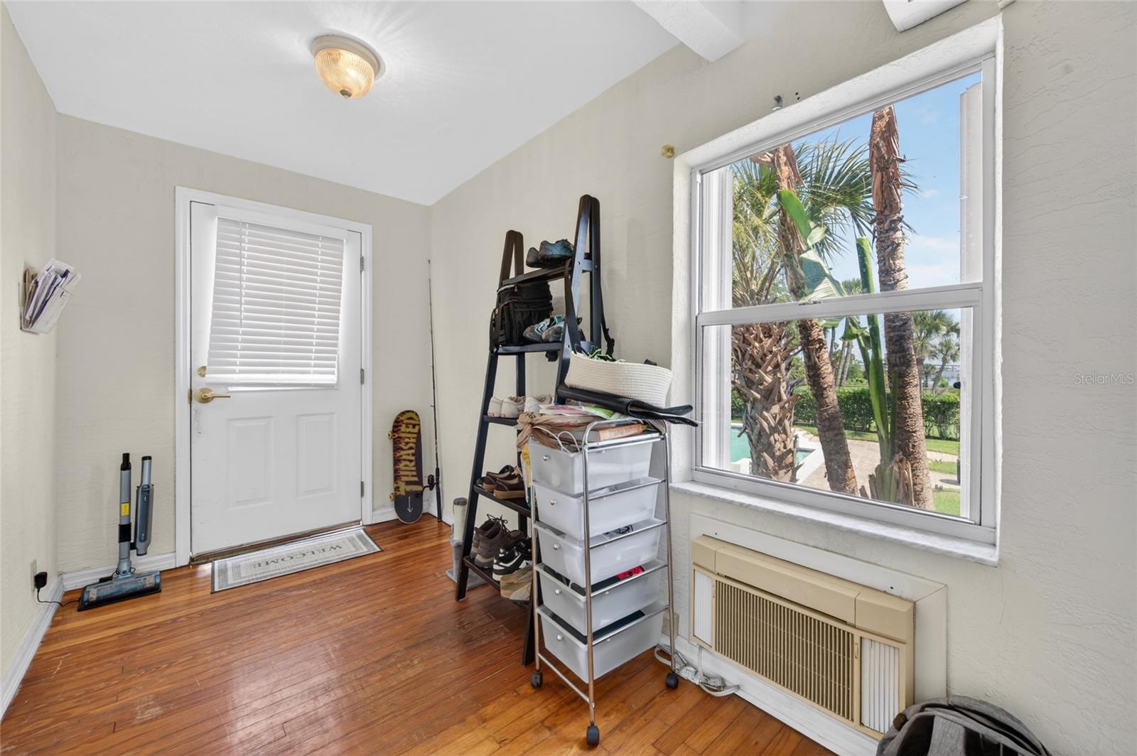MEDNEY PARK - Residential