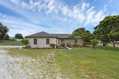 Photo of 23210 Brouwertown Road, Howey In The Hills, FL 34737 (MLS # O6330652)