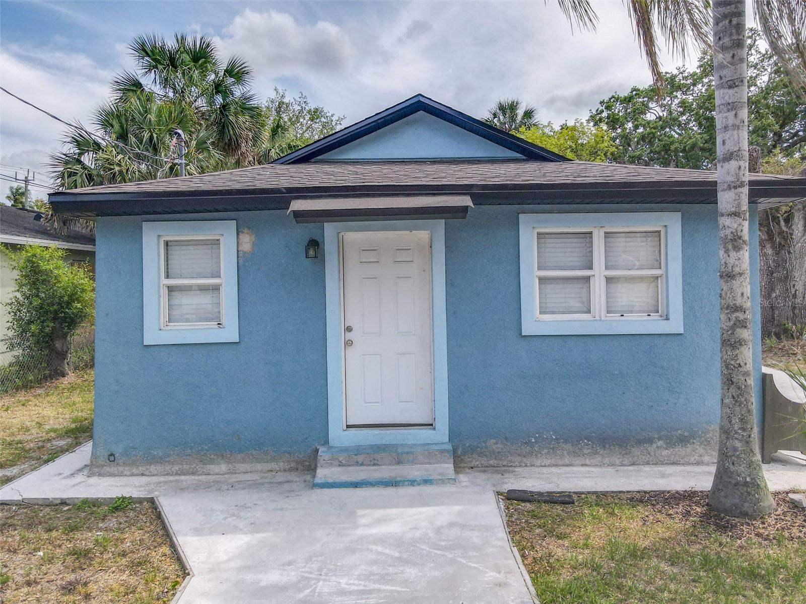 1403 W 13TH PLACE