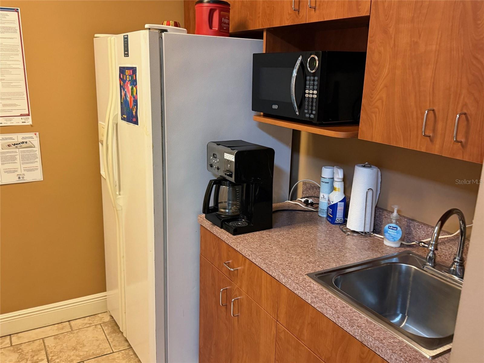 CANTERBURY OAKS OFFICE PARK CONDO - Commercial Sale