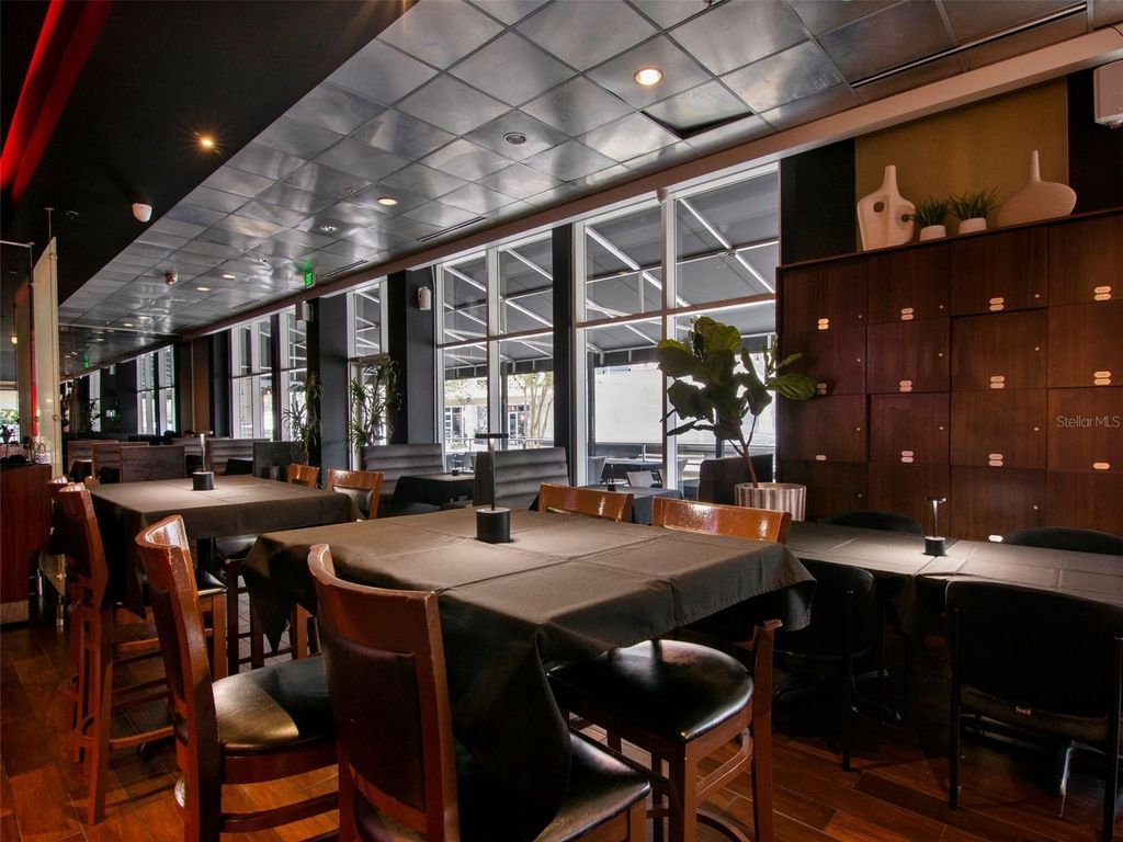 Photo of Orlando, FL 32801 (MLS # O6395100)