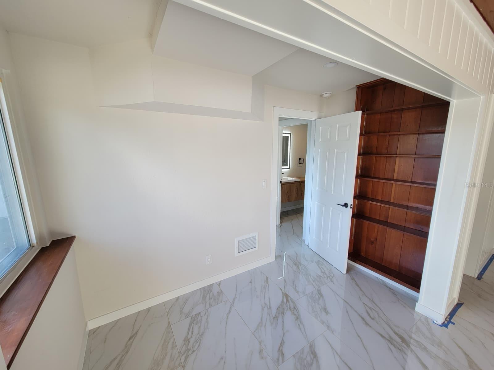 PAVER PARK ESTATES 1ST ADD - Residential Lease