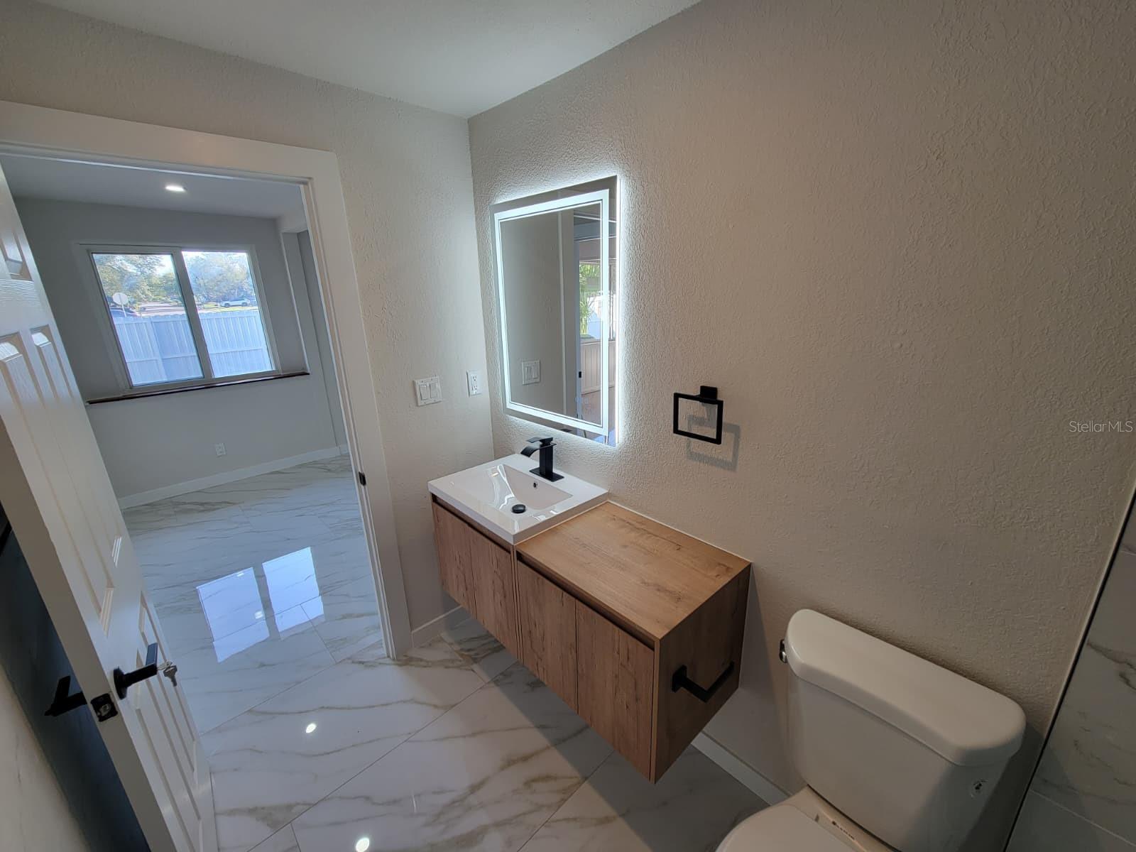 PAVER PARK ESTATES 1ST ADD - Residential Lease