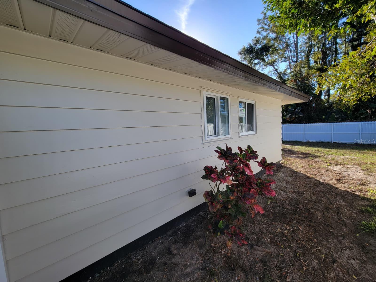 PAVER PARK ESTATES 1ST ADD - Residential Lease