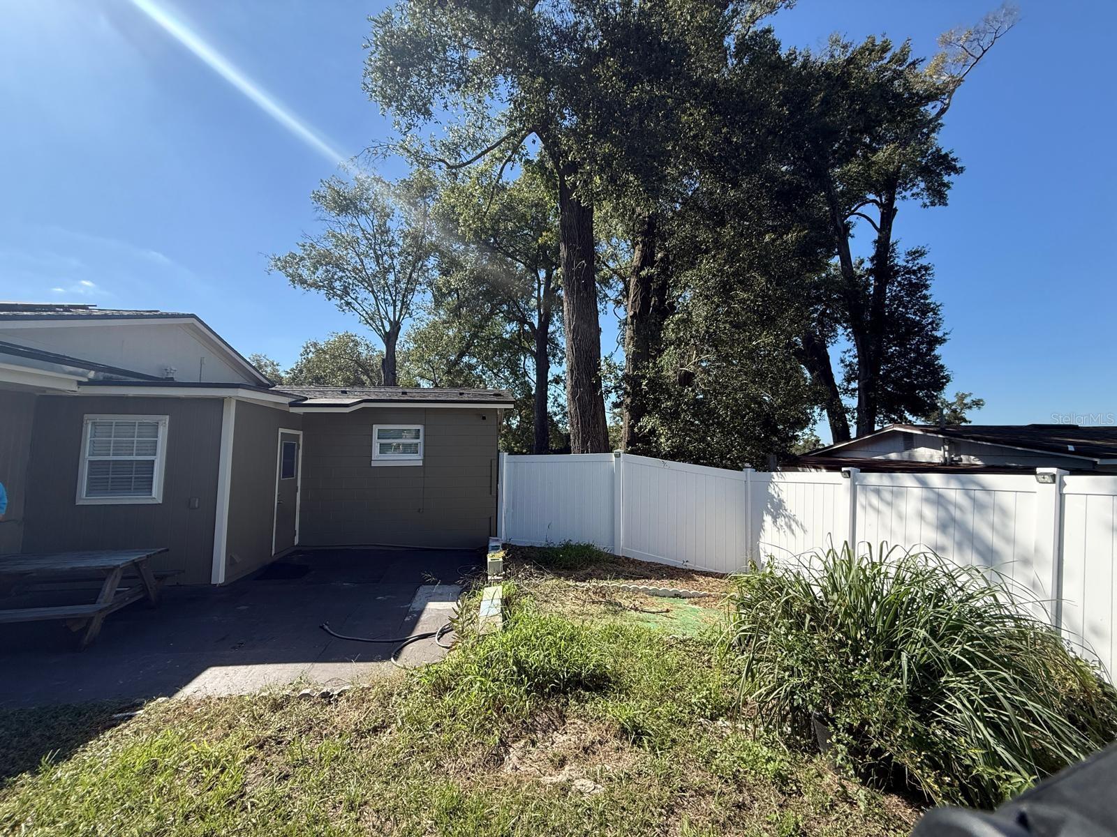 5607 HUBER DRIVE