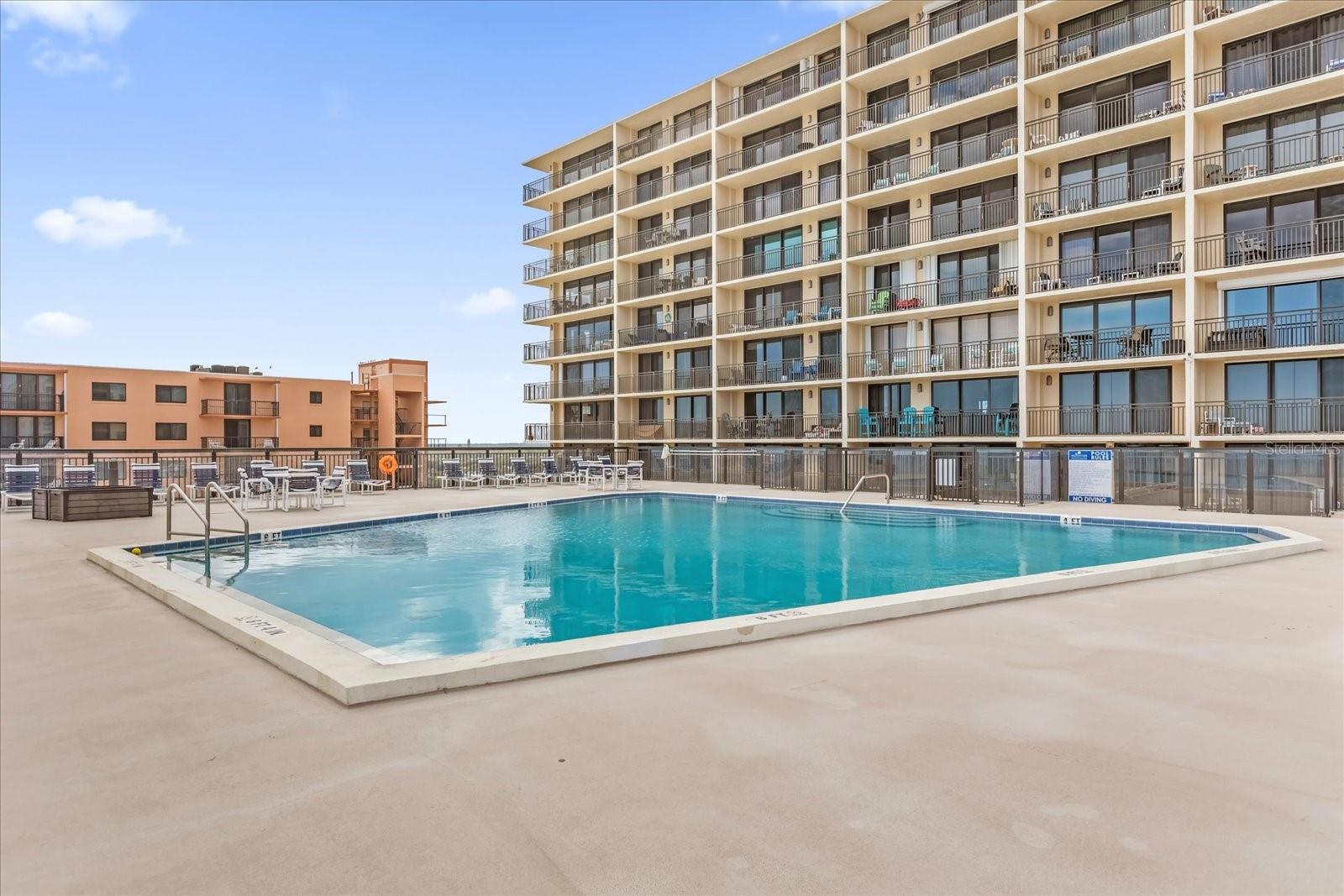 MOONTIDE CONDO - Residential