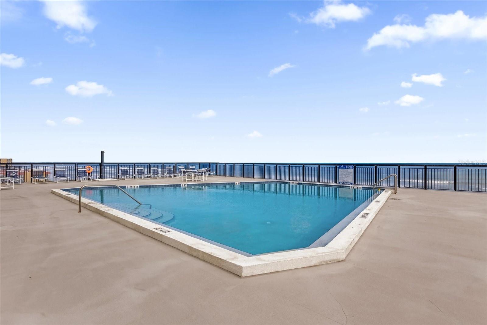 MOONTIDE CONDO - Residential